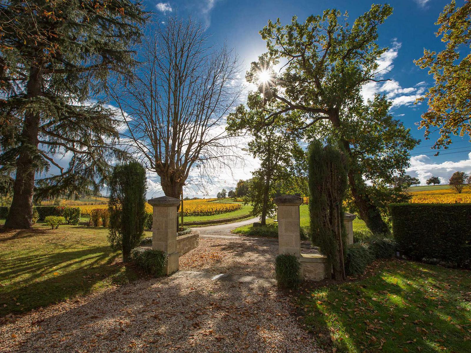 Photo 2/5 — Château « Château du Palanquey & Spa · Sainte-Colombe, Nouvelle-Aquitaine » à Sainte-Colombe Pessac