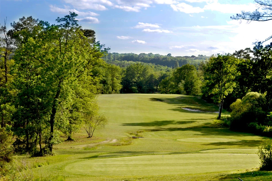 Grand Saint-Émilionnais Golf Club — fairway du trou n°8 Grand Saint-Émilionnais Golf Club — fairway du trou n°8